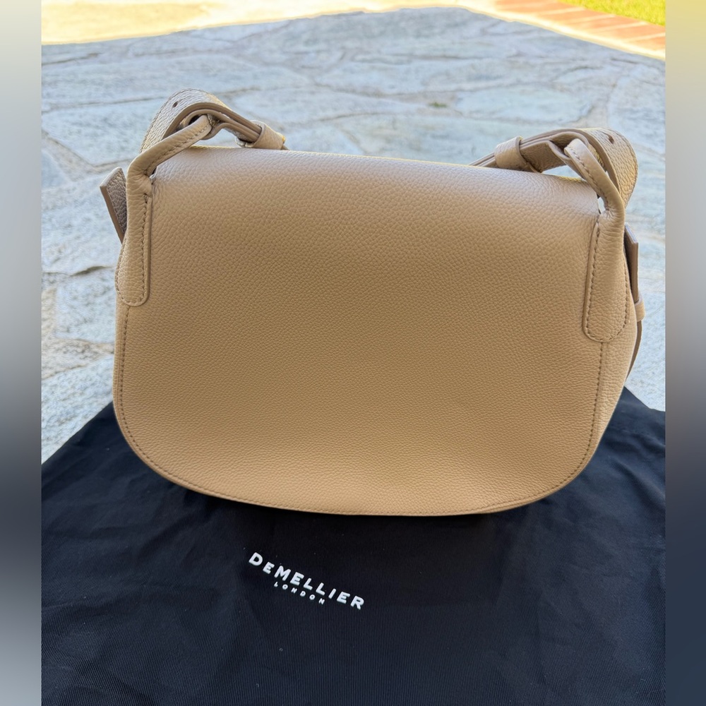 Demellier Elegant Taupe Leather Shoulder Bag Great Condition - Picture 4 of 14
